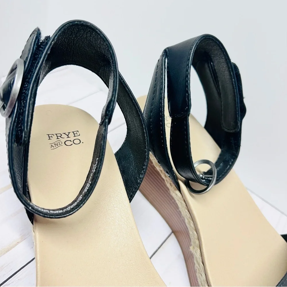 FRYE AND CO. New without Box Livia Black and Tan Wedge Sandals Size 10M